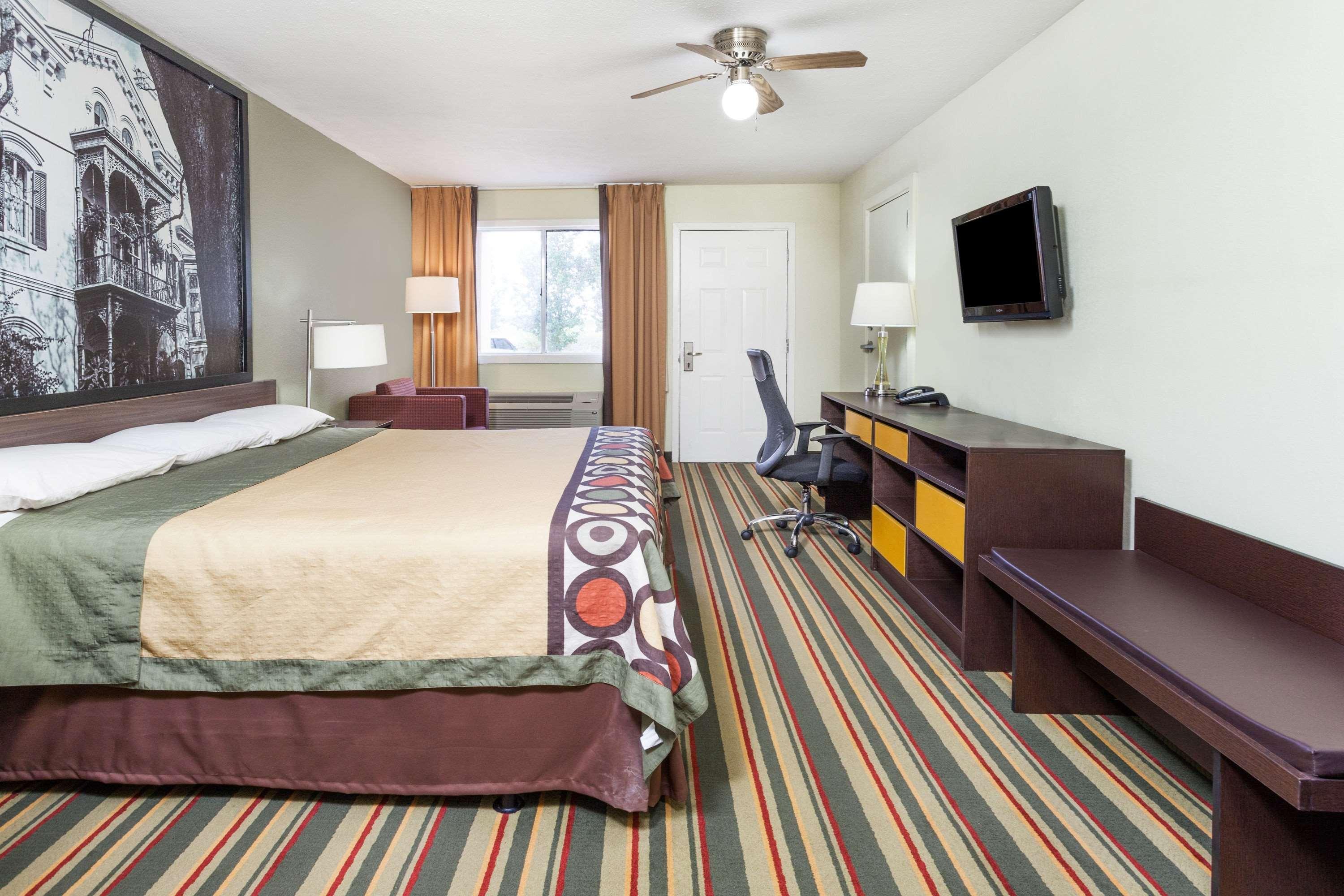 Super 8 By Wyndham Brookhaven Hotel Ngoại thất bức ảnh