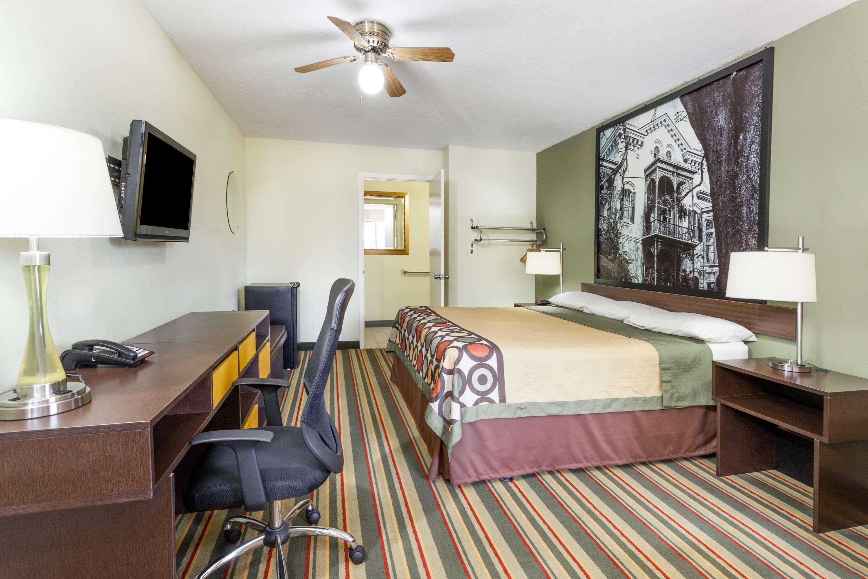 Super 8 By Wyndham Brookhaven Hotel Ngoại thất bức ảnh