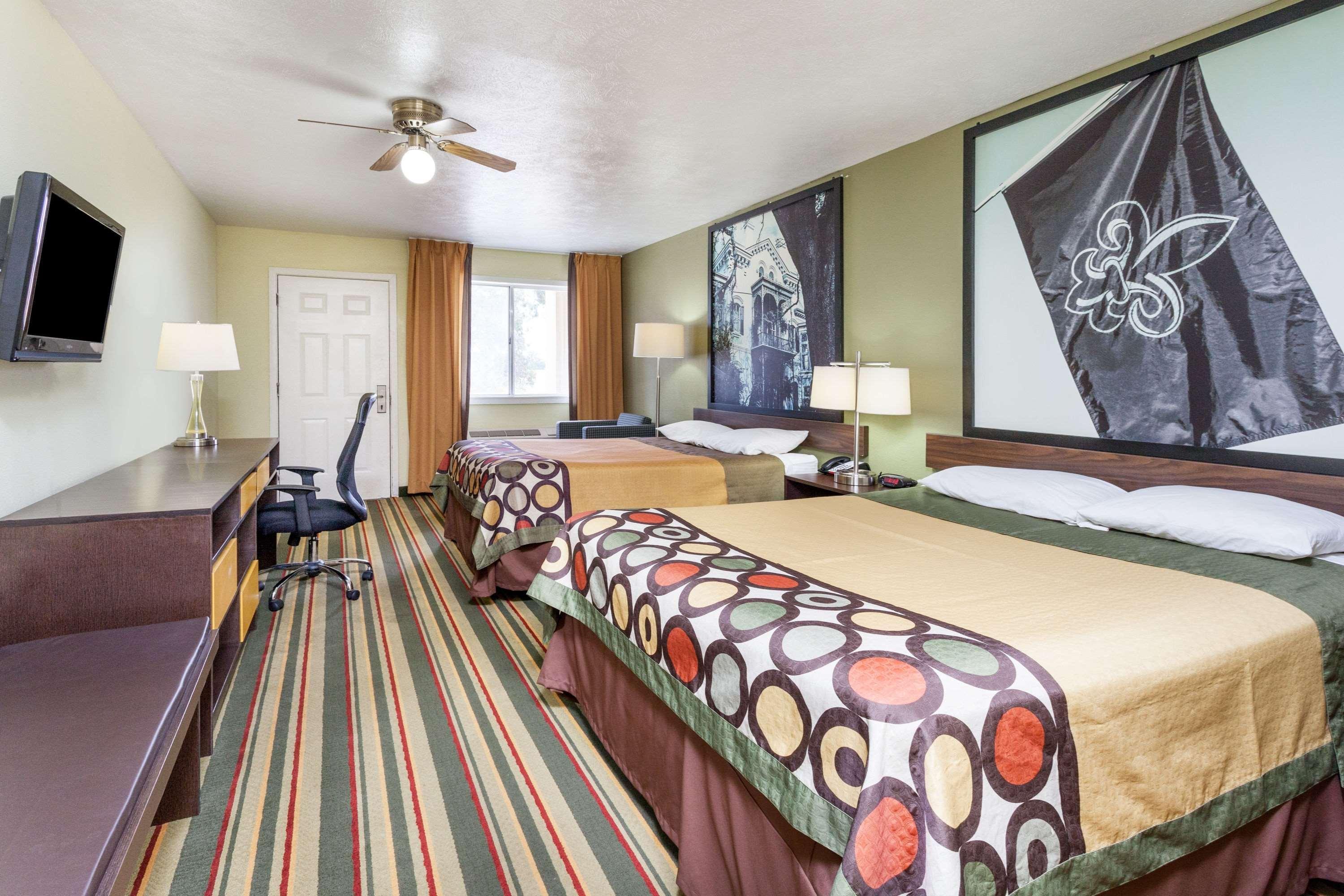 Super 8 By Wyndham Brookhaven Hotel Ngoại thất bức ảnh